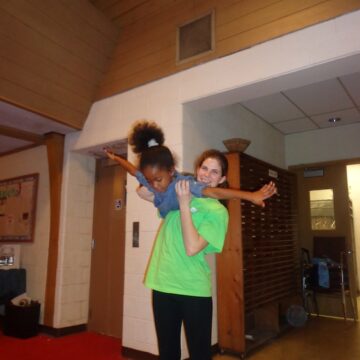 Students present gospel in Detroit