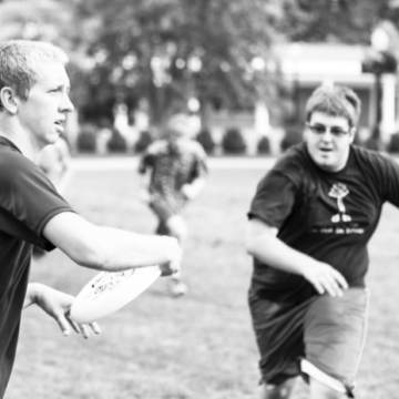 Ultimate Frisbee club starts league