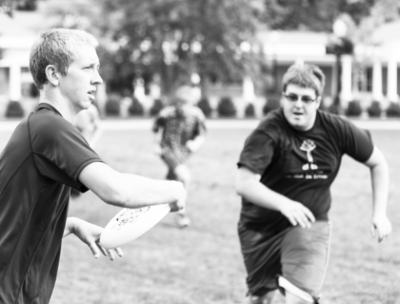 Ultimate Frisbee club starts league