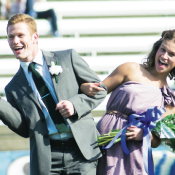 Simpson wins Homecoming