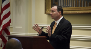Sen. Mike Lee speaking at the Kirby Center. (Photo Courtesy of Hillsdale External Affairs)