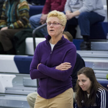 Women’s Basketball Coach to Retire