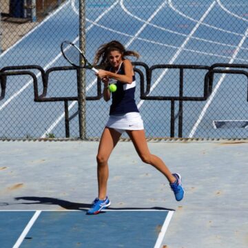 Women’s tennis continues strong start to season