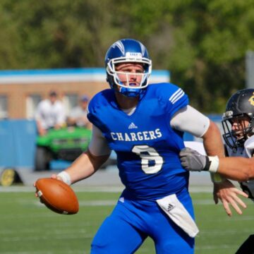 Undefeated Ashland flies past Hillsdale in 52-21 rout