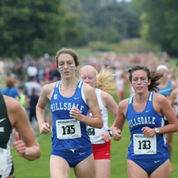 Men’s and women’s cross-country make strides in Louisville