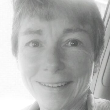 Charger Chatter: Laura Peter