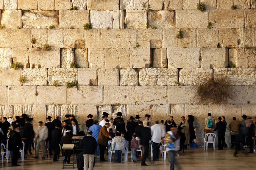 1024px-Western_wall_jerusalem_night Billionaire funds trip to Israel