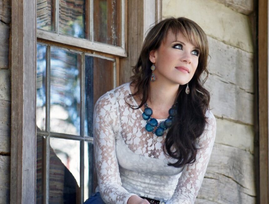 SONY DSC Jessie Lee Cates: country singer tops international charts — Collegian scores exclusive interview with up-and-coming artist