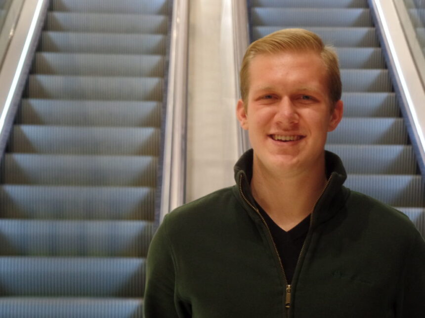 Students respond to Arnn’s escalator challenge, earn scholarships