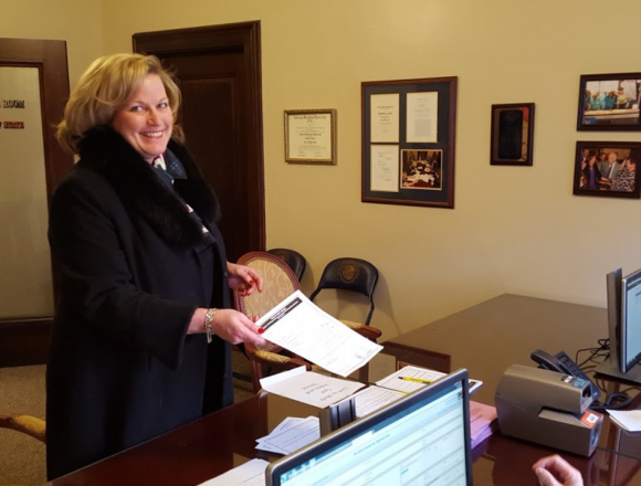 Hillsdale alumna runs for West Virginia Supreme Court