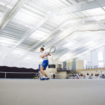 Men’s tennis sweeps first home match