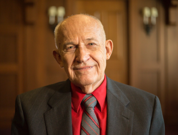 Hillsdale alumnus inventor of cruise control