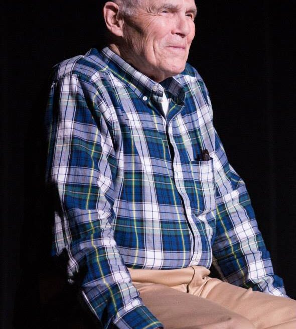 Senior Hillsdale resident receives lifetime theater award