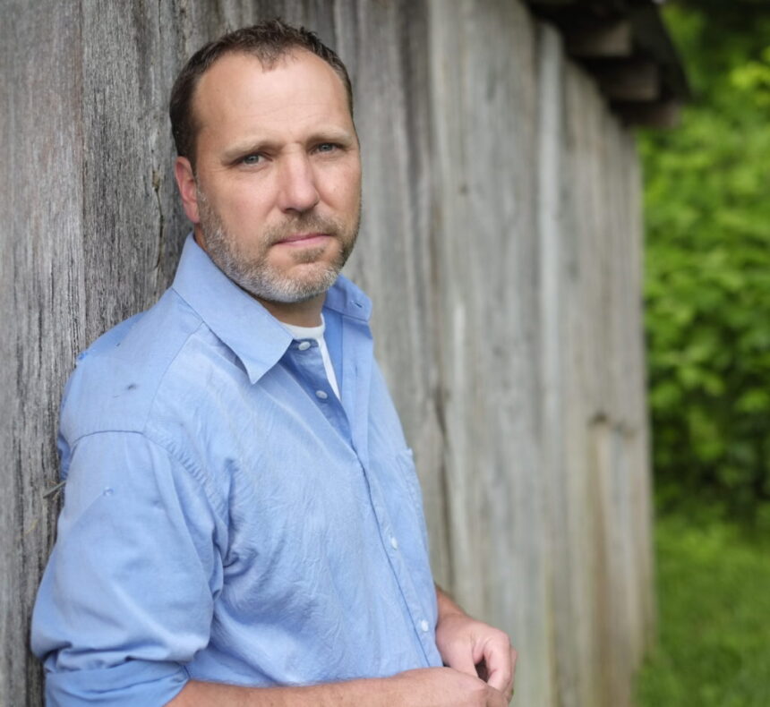 Visiting Writer discusses his writing influences, Kentucky childhood, and the music of poetry