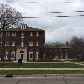 Mauck dorm to be renovated this summer
