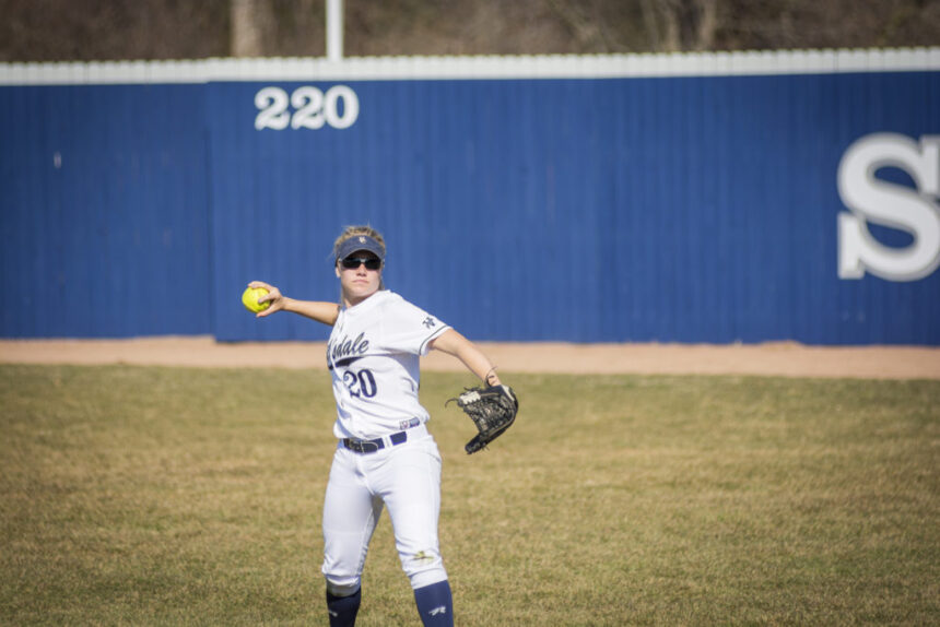Softball goes 2-2 over weekend to wrap up nonconference play