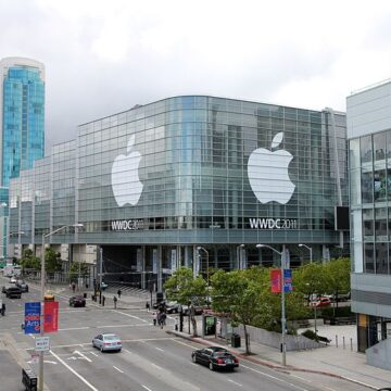 FBI vs. Apple Inc.: Former Apple software engineer explains public vs. private clash of interests