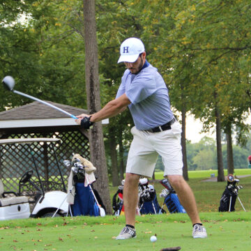 Golf takes another top-four finish with GLIACs approaching