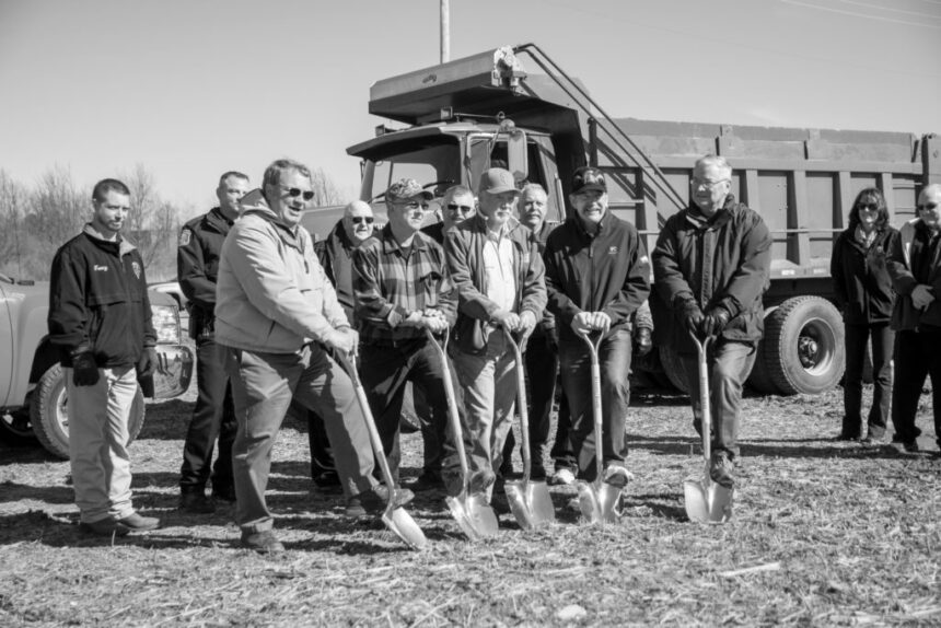 Community breaks ground for new 911 dispatch building