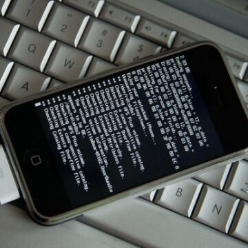 Unlocking iOS devices would threaten US security