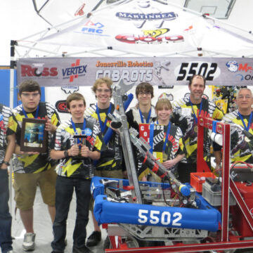 Jonesville robotics ‘exceeds expectations’ to compete in state competition
