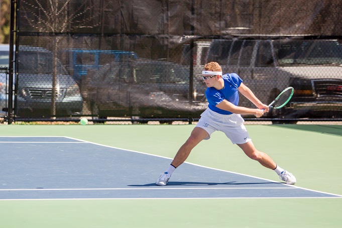 Tennis sweeps Spring Arbor
