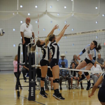 Volleyball carries momentum from Tournament appearance