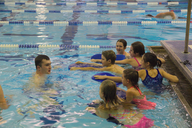 Sinko teaches community children to float