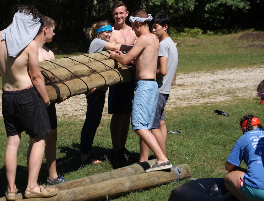 Speech teams prepare for competitive season at annual retreat