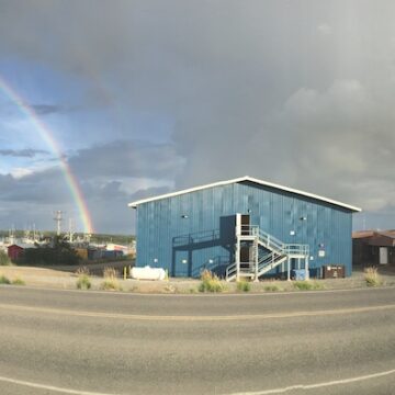 Fish & friends: Hillsdale juniors spend summer in Alaska