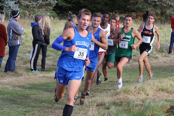 Cross country sprints toward nationals