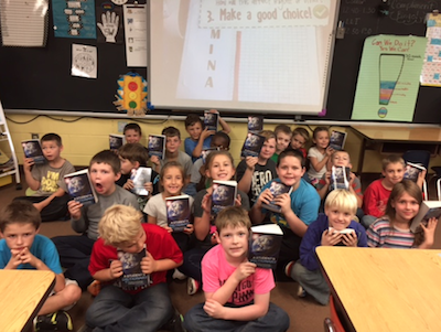 Kiwanis Club donates dictionaries, thesauri to Hillsdale County Schools students