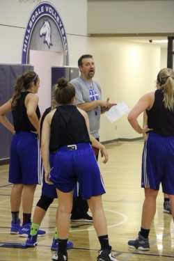 Fritsche takes the helm of Hillsdale women’s basketball