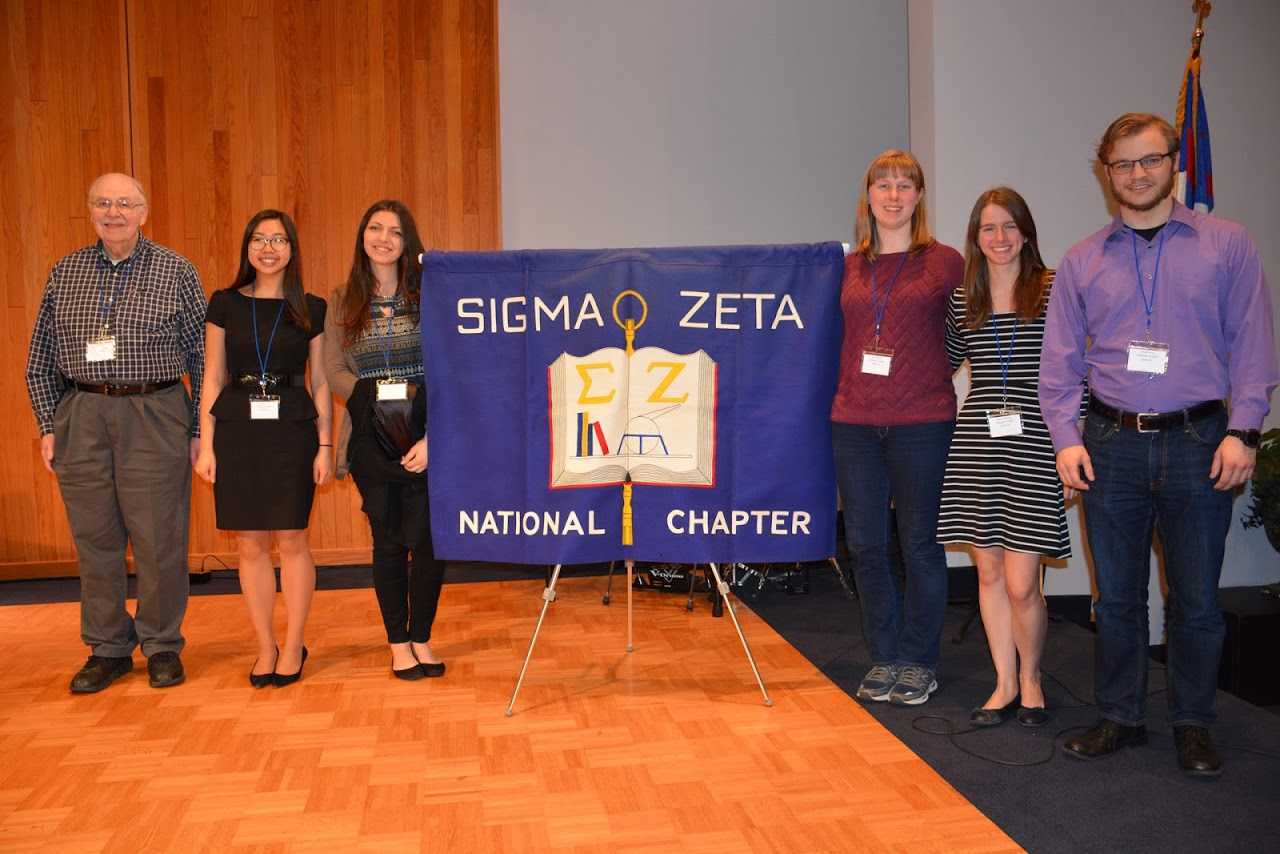 Hillsdale students present research at national science conference