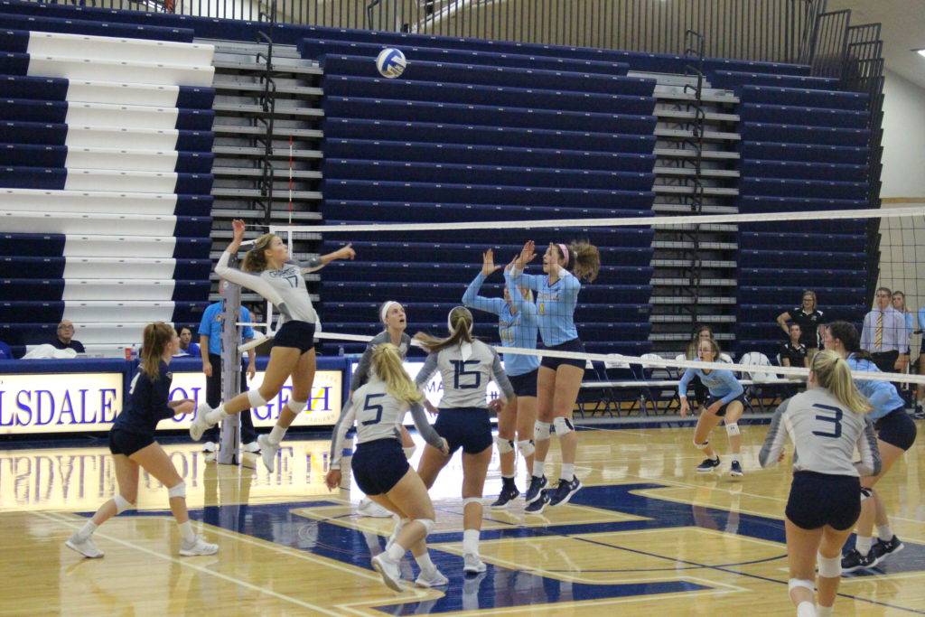 Chargers handle conference rivals Findlay, ODU