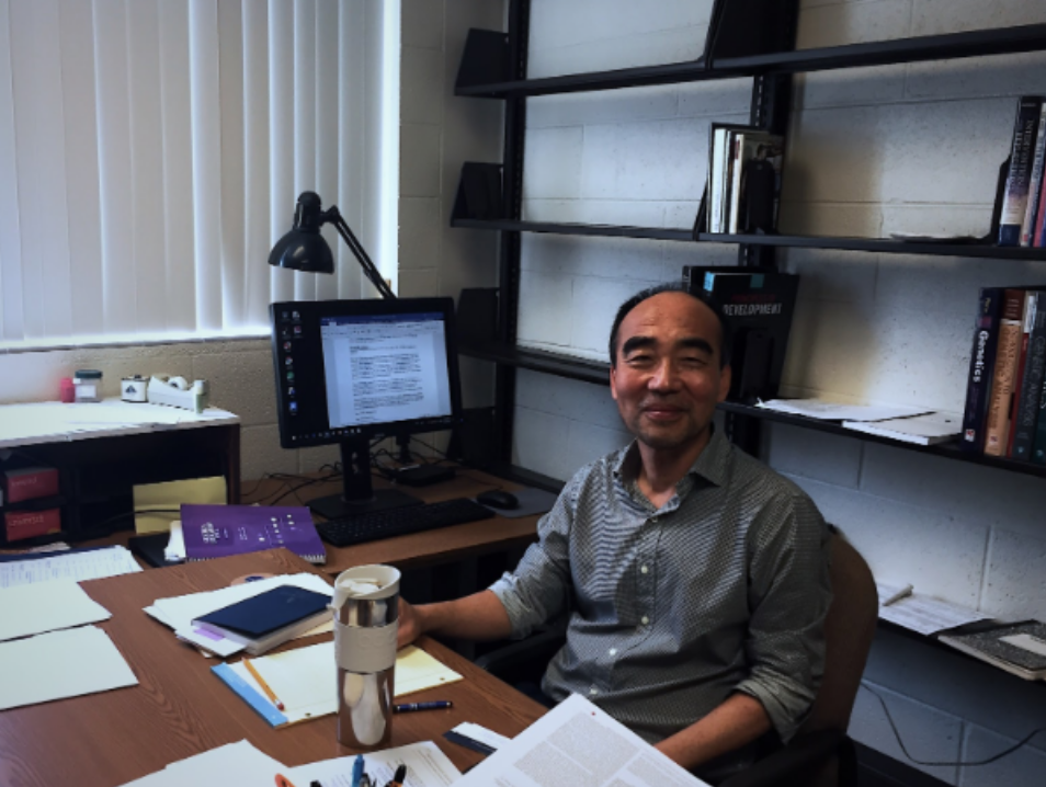 New biology professor emphasizes real-world applications