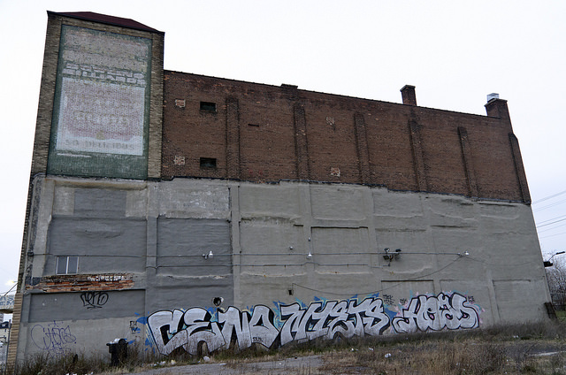 ‘Fading Ads of Detroit’ recalls a  prosperous past