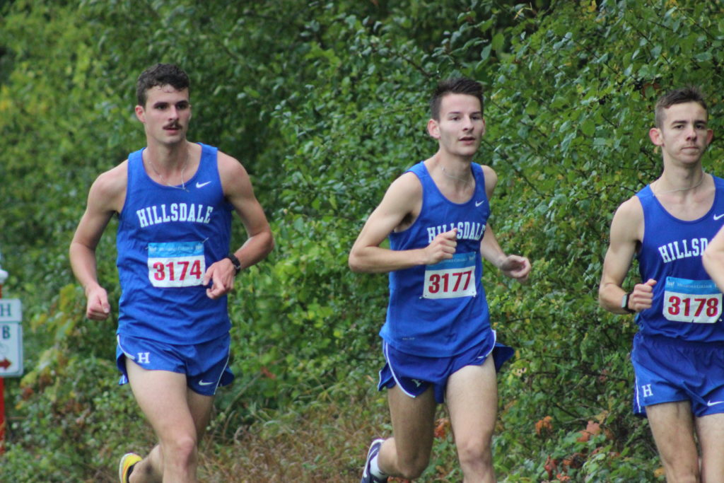 Men: Chargers Sweep Hillsdale Invitational