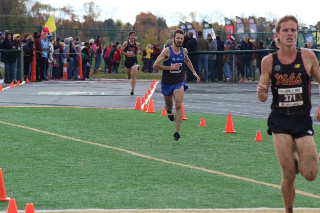 Poth leads Chargers to fourth at G-MAC Championships