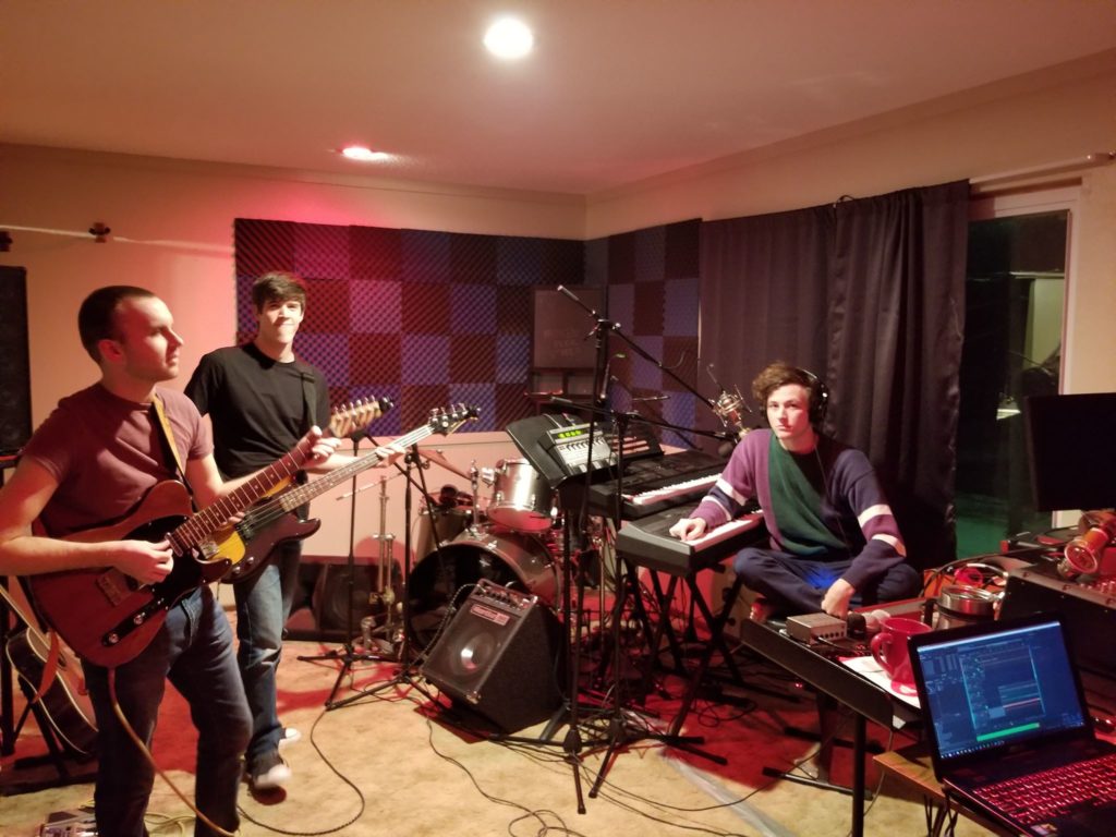 ‘Parliament’ records off-campus jams with professional equipment