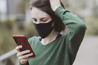 Should you wear masks outdoors?