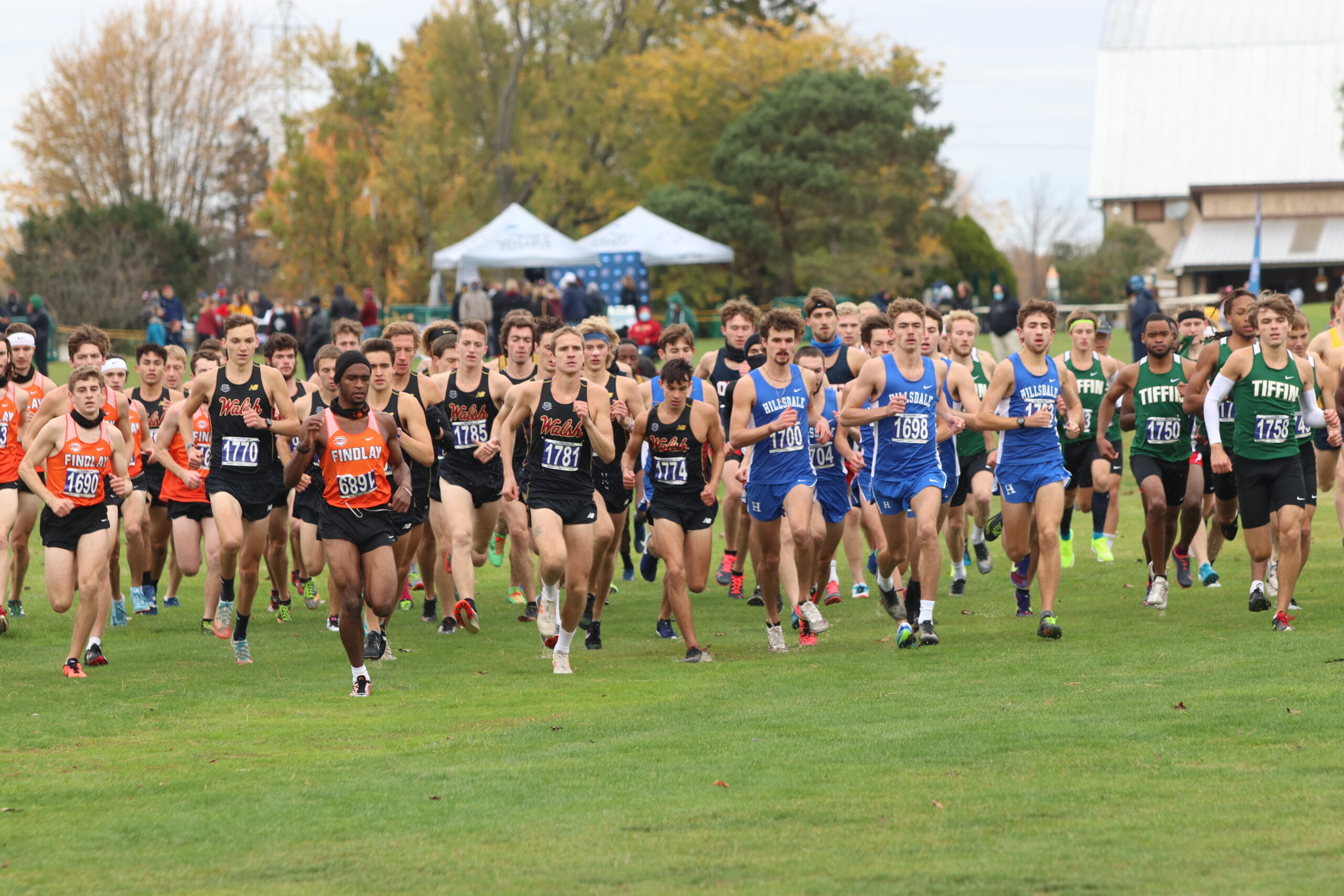 Men’s cross country team begins first of three fall invitationals