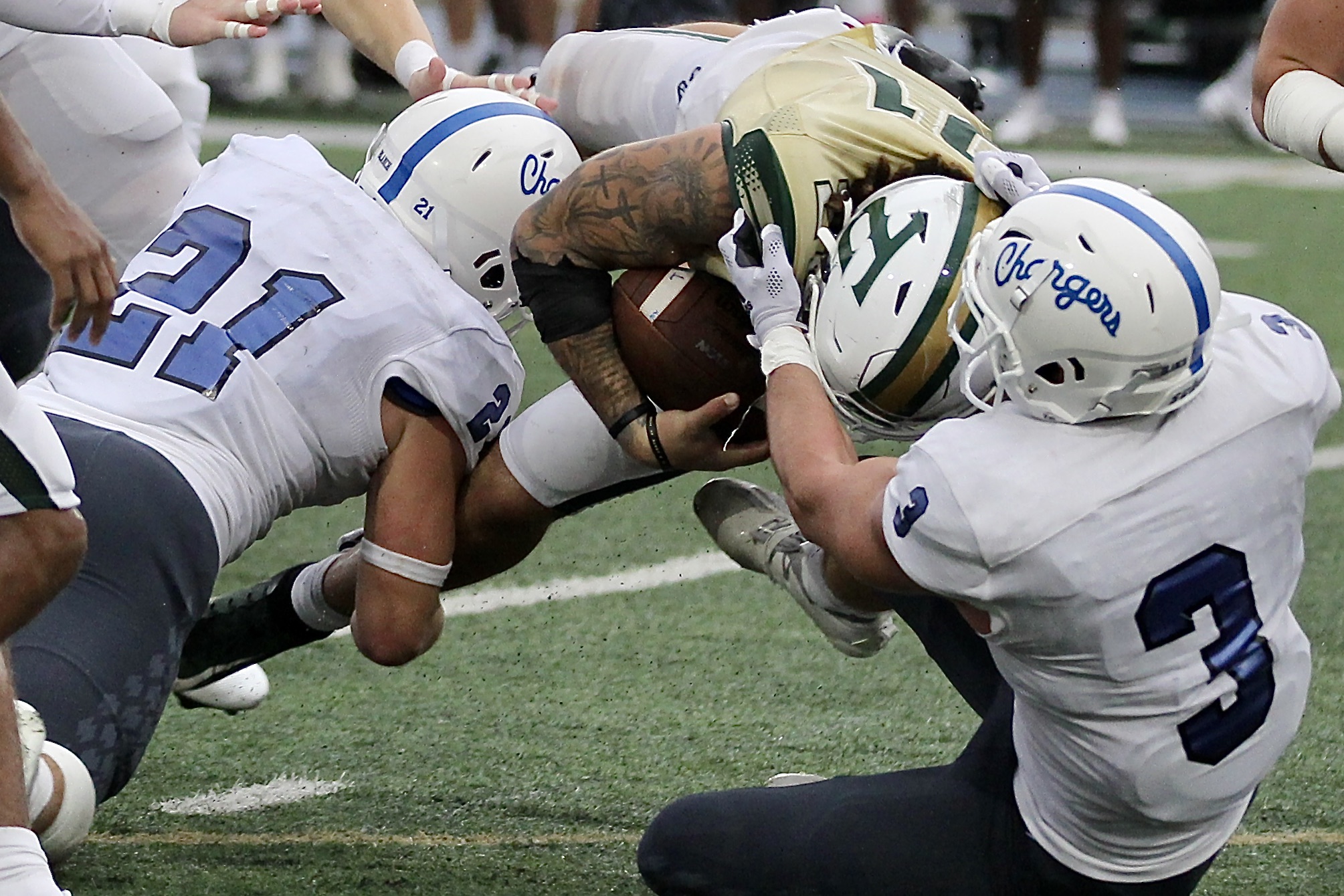 Charger football knocks off defending champs to open up G-MAC play