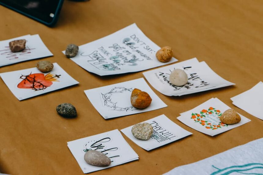 Artists make their mark at Makers Market