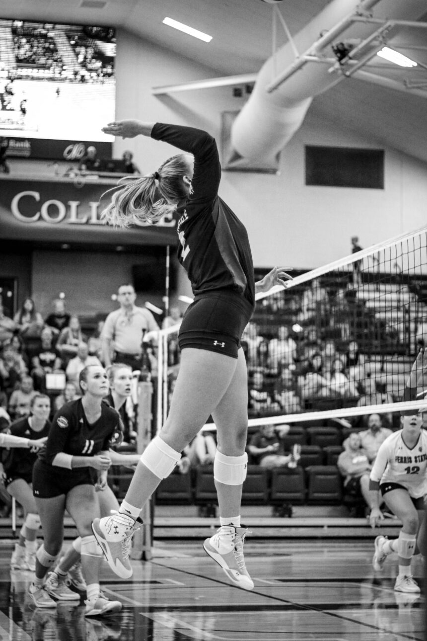 Chargers win tournament, end week 4-1