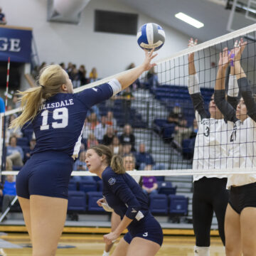 Chargers go 3-0 in home conference play