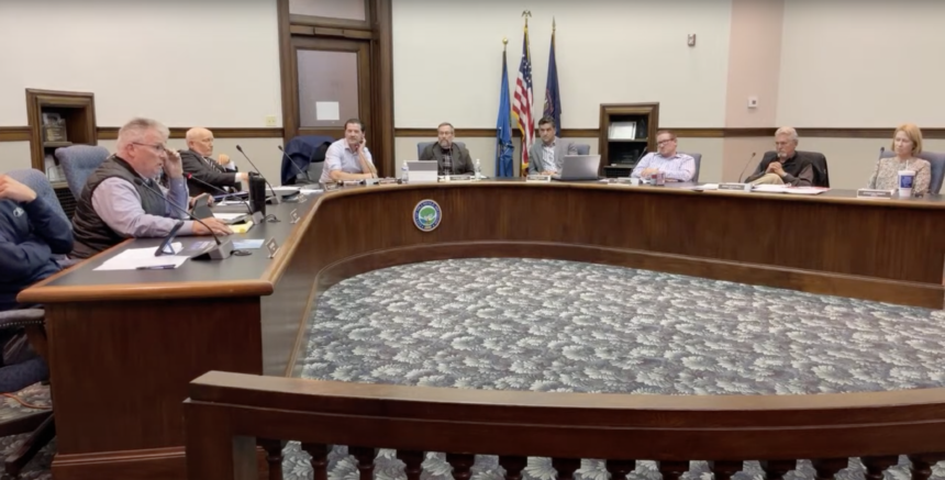 Residents debate homelessness at city council meeting