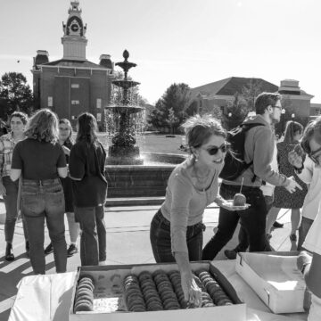 Parents spend weekend catching a glimpse of college life in Hillsdale