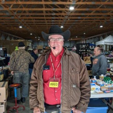 Tricycles and beer cans: Auction attracts hundreds to fairgrounds