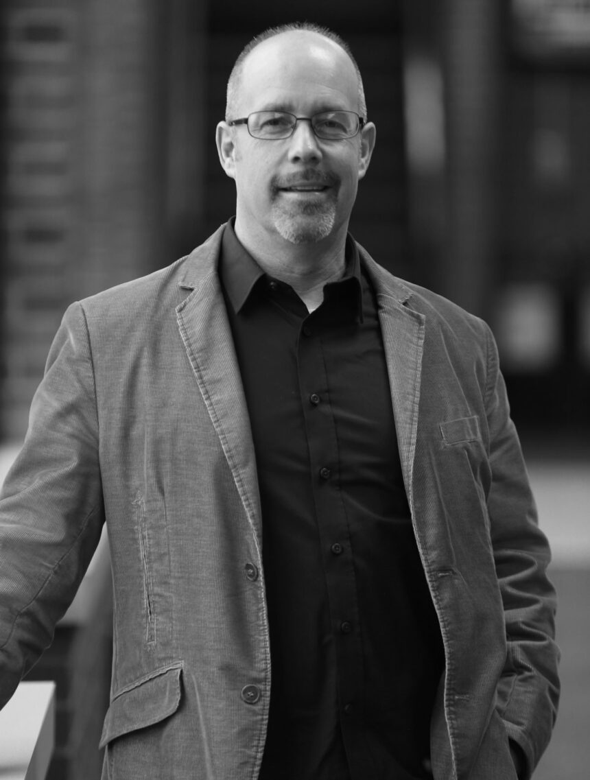 Taylor professor finds refuge in Hillsdale philosophy department